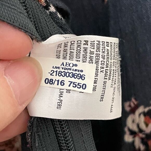 American Eagle Floral V-Neck Tie-Front Long Sleeve Blouse Size Large - Picture 8 of 10